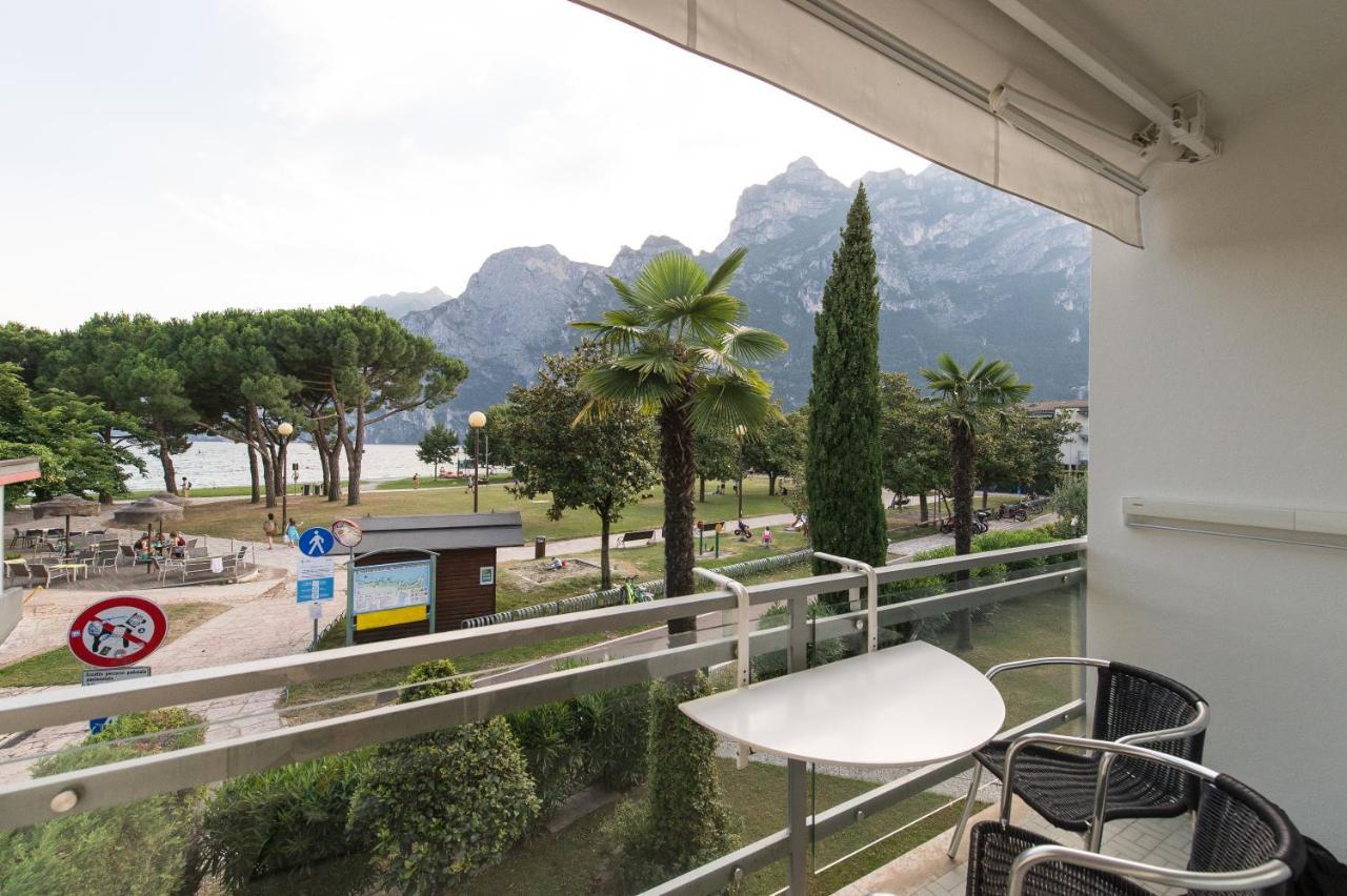 Appartement Lago Blu Riva del Garda Exterior foto