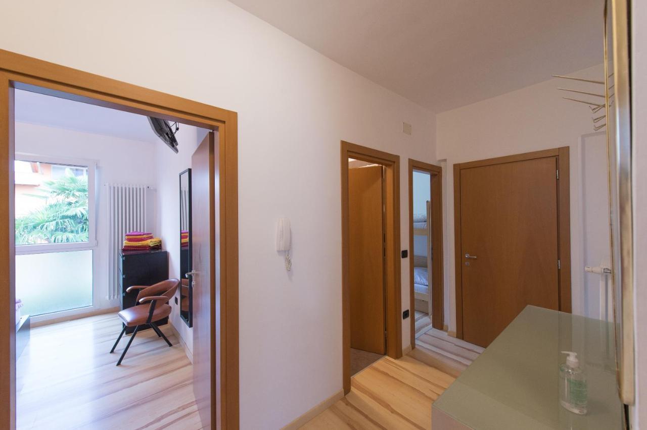 Appartement Lago Blu Riva del Garda Exterior foto