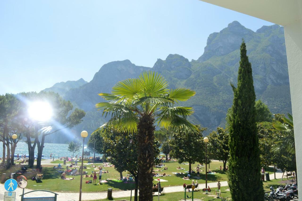 Appartement Lago Blu Riva del Garda Exterior foto