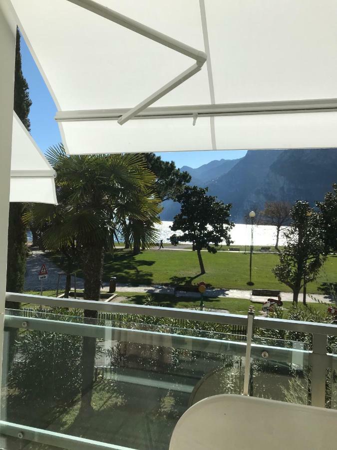 Appartement Lago Blu Riva del Garda Exterior foto